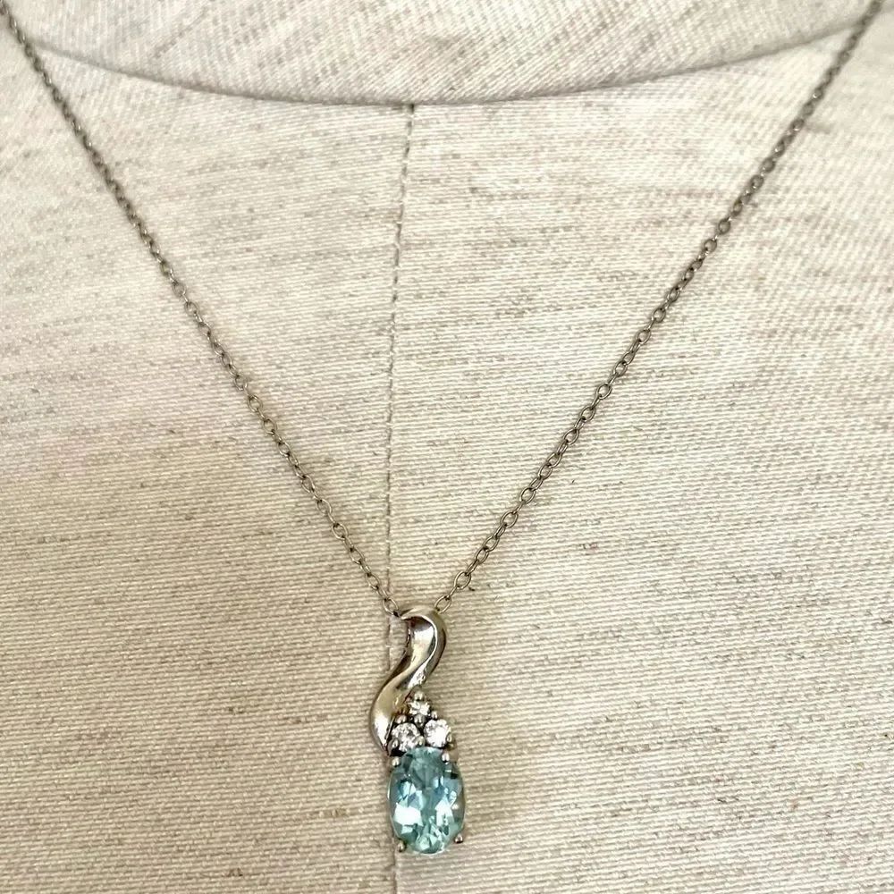 Sterling Silver blue crystal cubic zirconia necklace